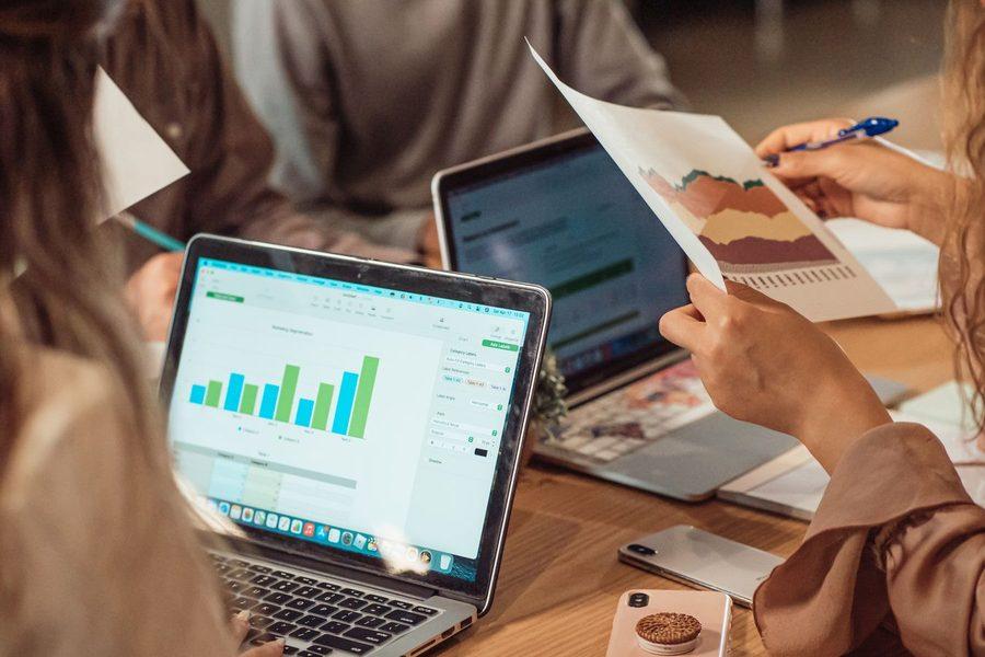 Hàm QUERY trong Google Sheets: lọc và tổng hợp dữ liệu mạnh mẽ (kèm ví dụ)