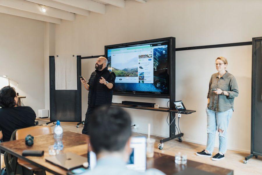 Cách trình bày sơ đồ tổ chức trong PowerPoint bằng SmartArt (kèm ví dụ từng bước)